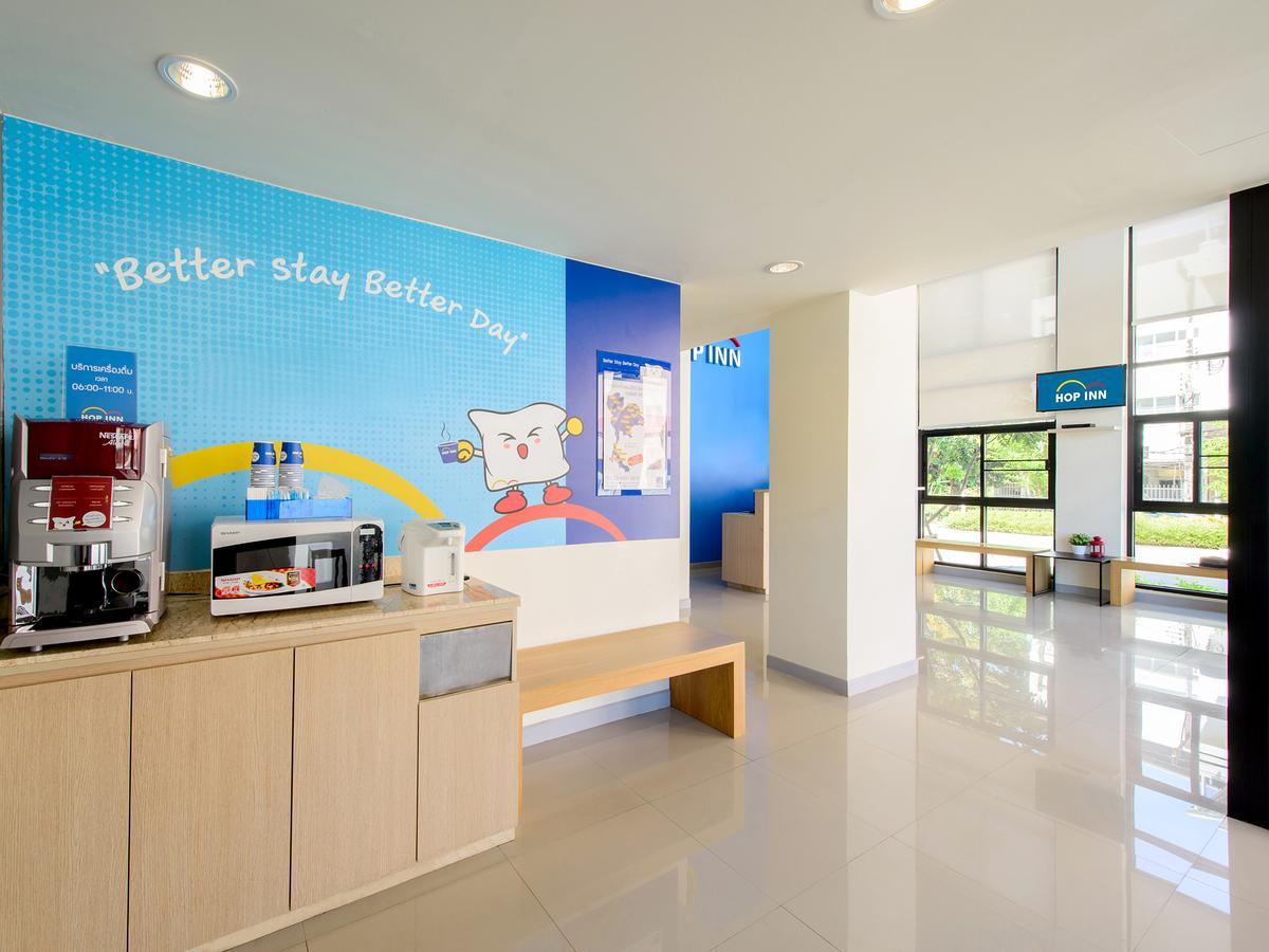 Hop Inn Sakon Nakhon Exterior photo