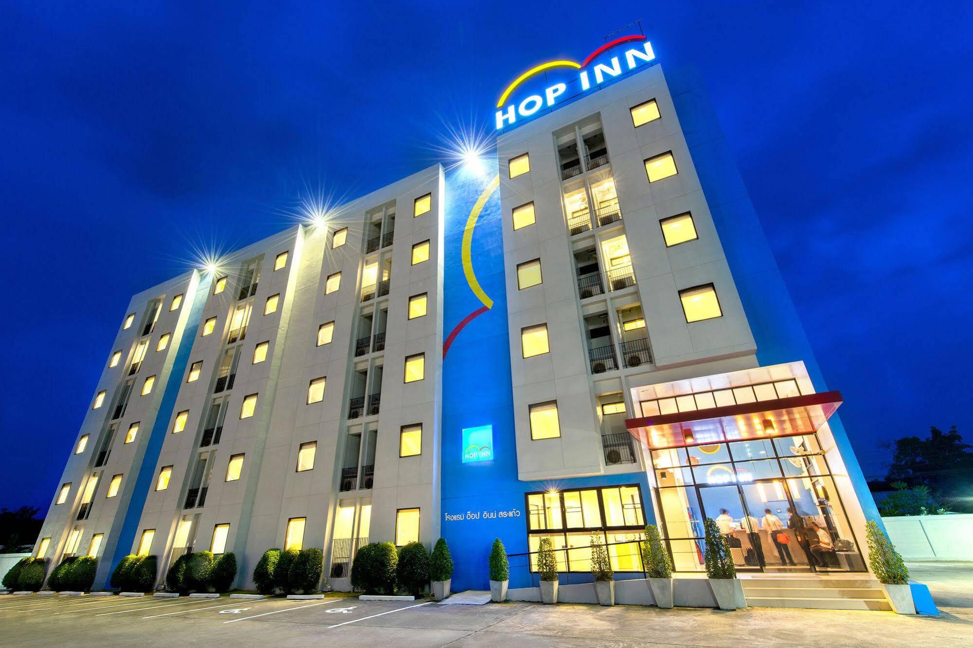 Hop Inn Sakon Nakhon Exterior photo
