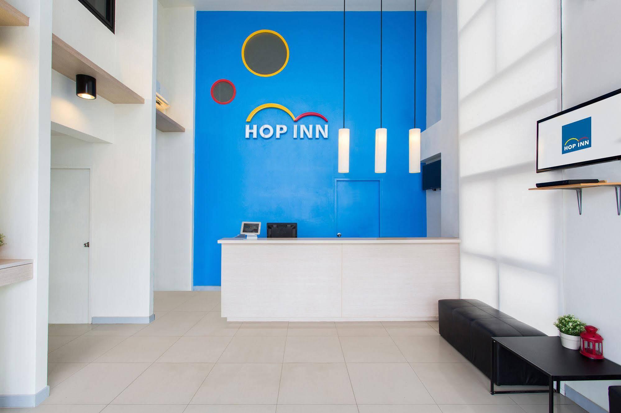 Hop Inn Sakon Nakhon Exterior photo