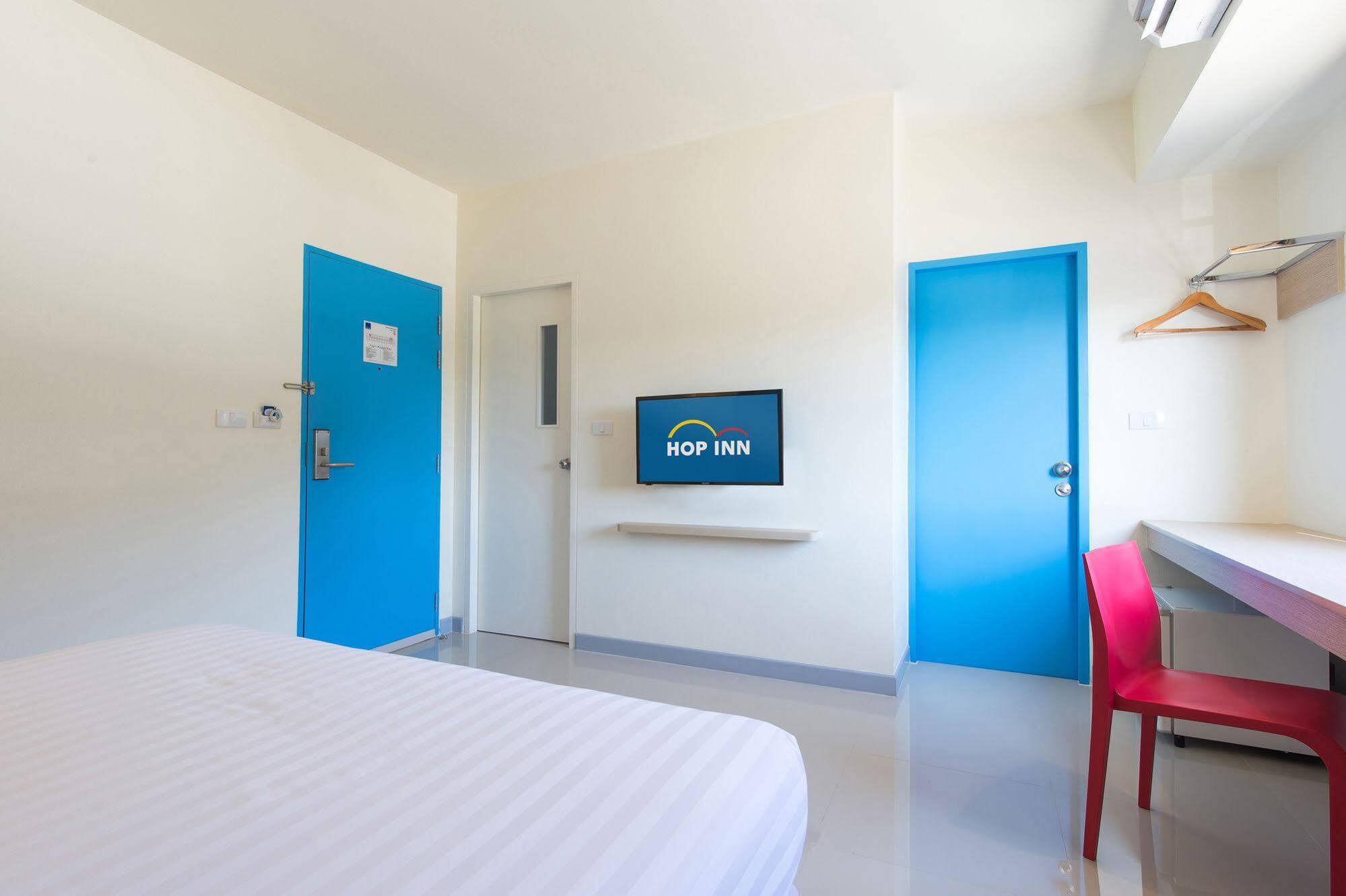 Hop Inn Sakon Nakhon Exterior photo