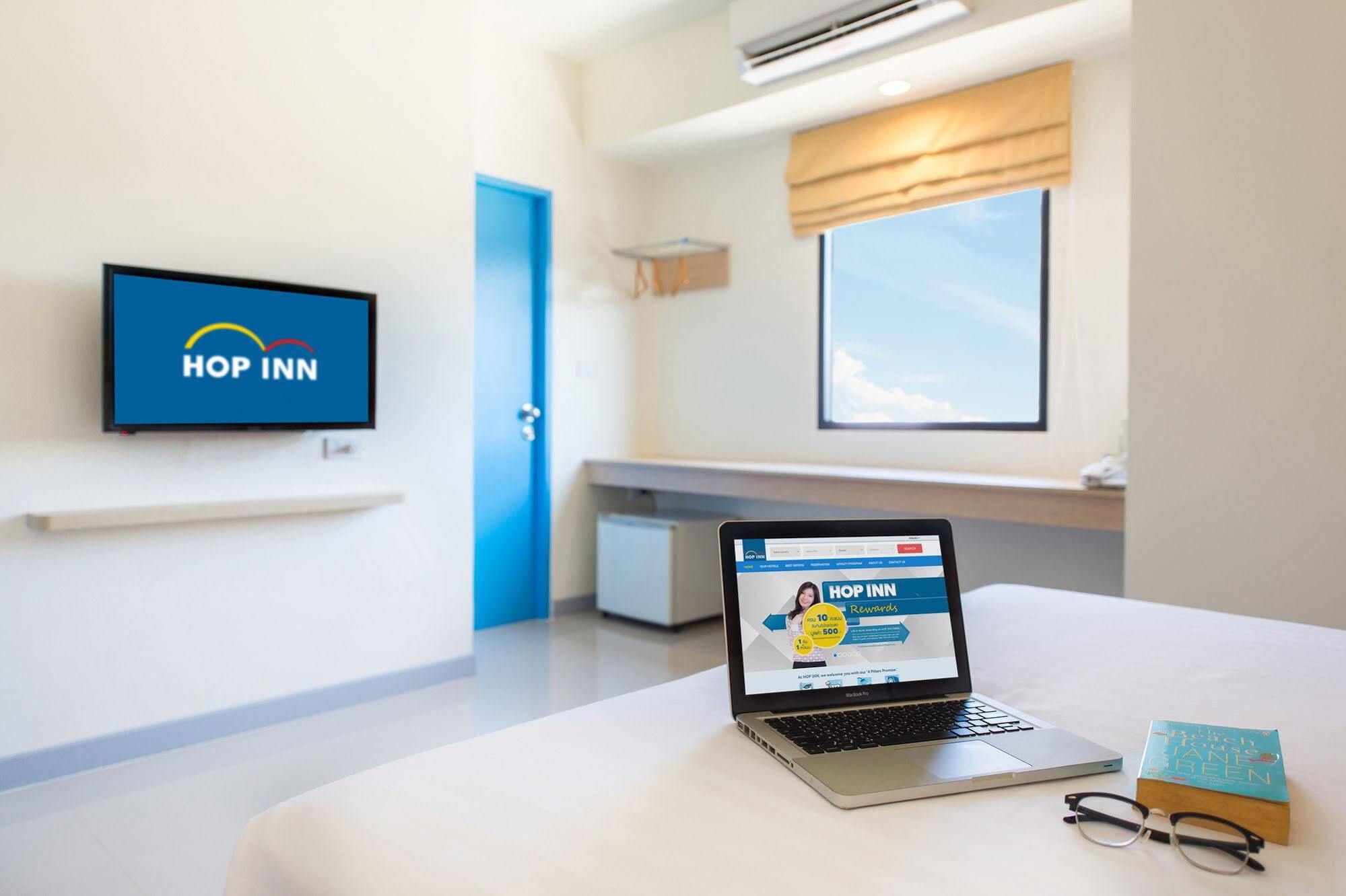 Hop Inn Sakon Nakhon Exterior photo