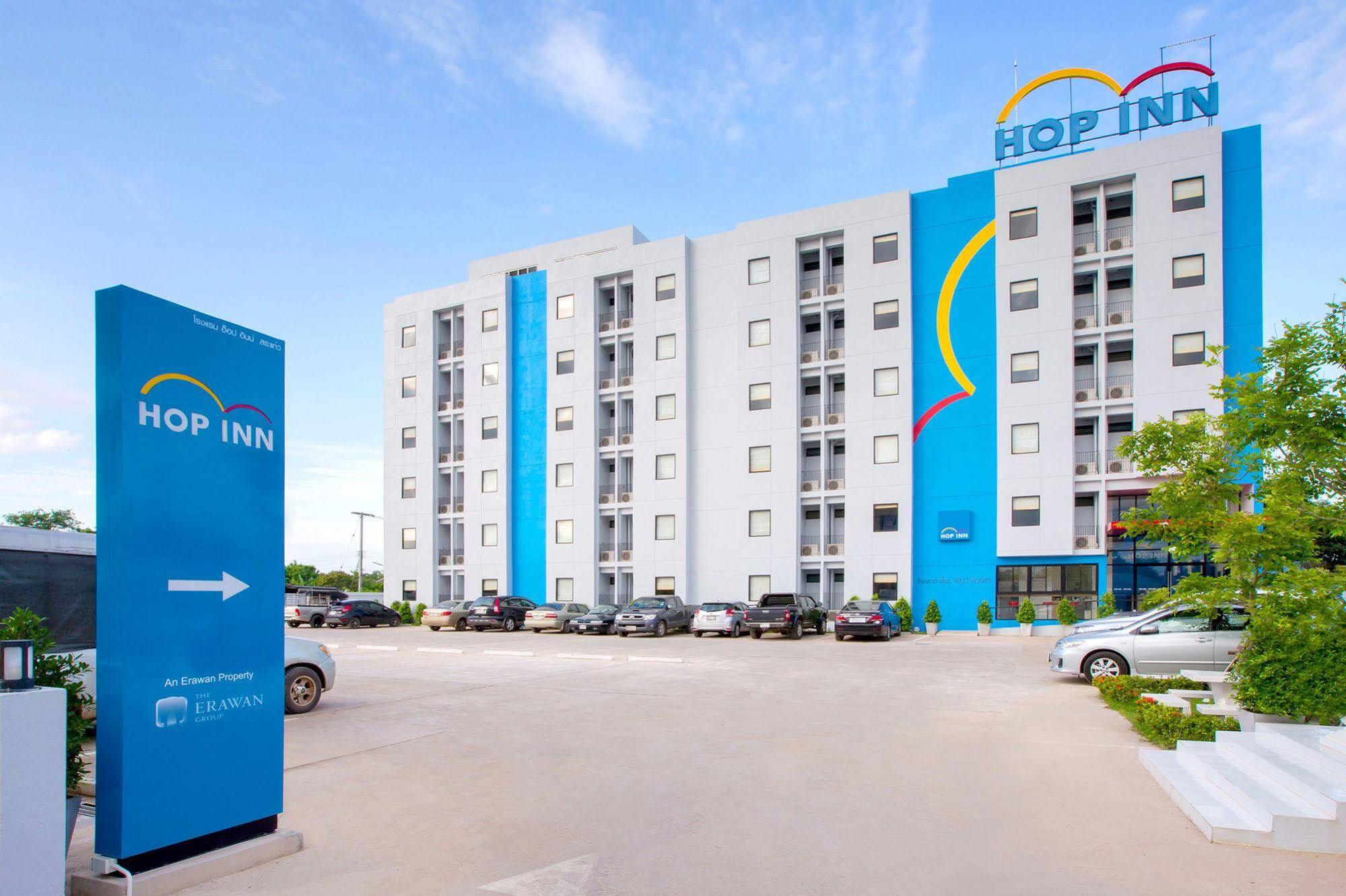 Hop Inn Sakon Nakhon Exterior photo